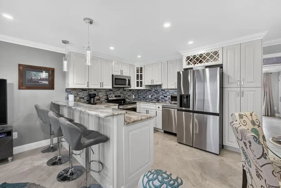 445 Dover C, West Palm Beach, FL 33417 - Image #2