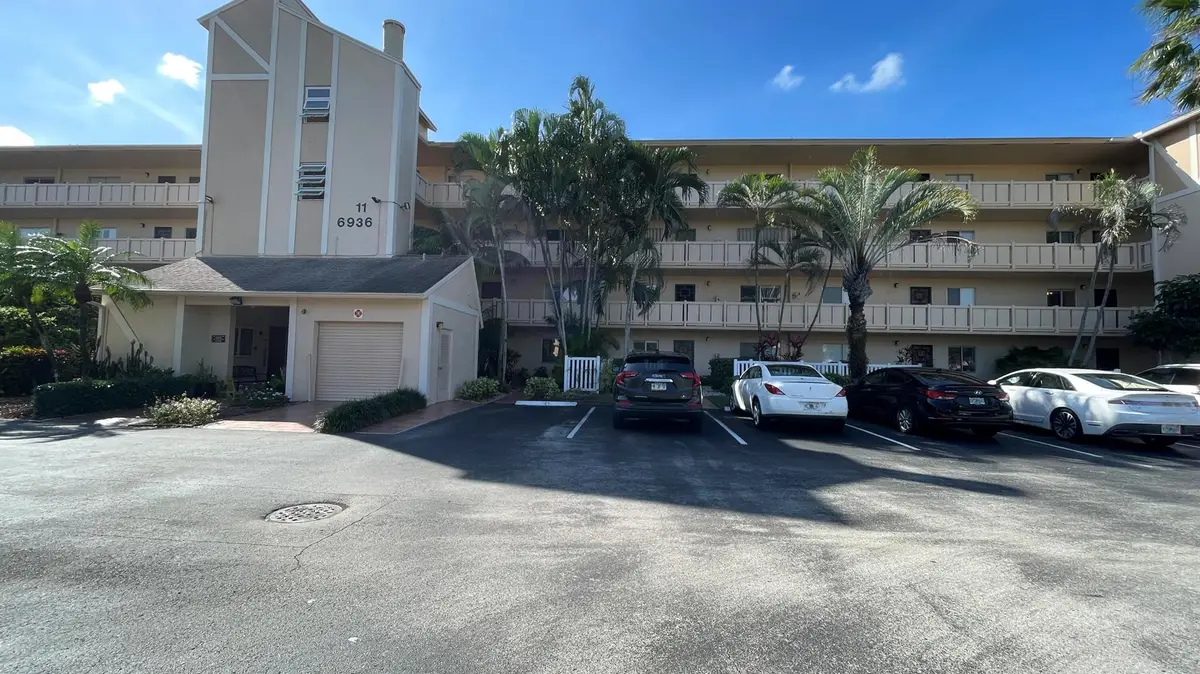 6936 Huntington Lane #405, Delray Beach, FL 33446 - Image #1