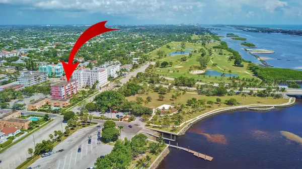 15 S Golfview Road #306, Lake Worth Beach, FL 33460