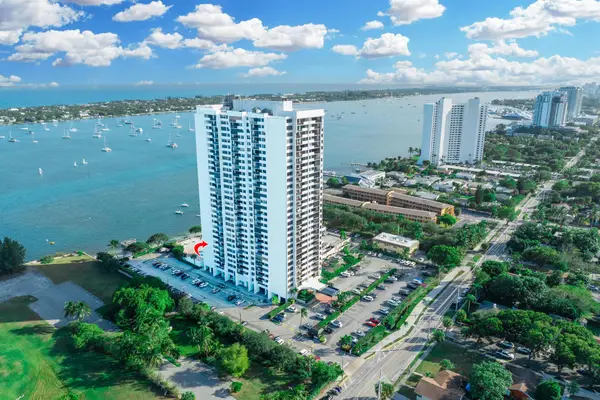 5600 N Flagler Drive #407, West Palm Beach, FL 33407