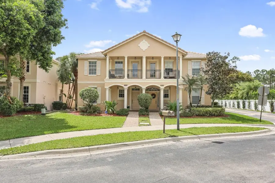 8080 Murano Circle, Palm Beach Gardens, FL 33418 - Image #2
