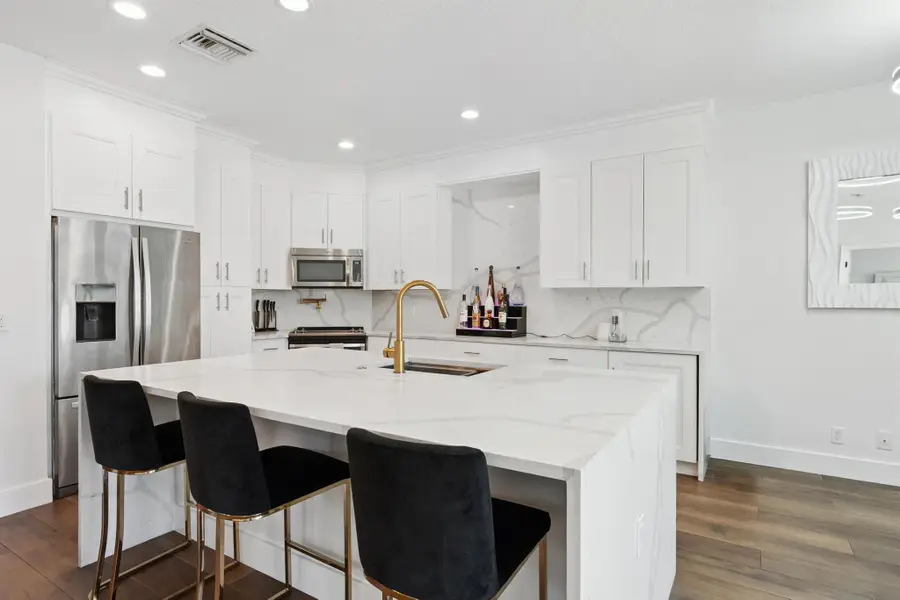 7110 NW Turtle Walk, Boca Raton, FL 33487 - Image #2