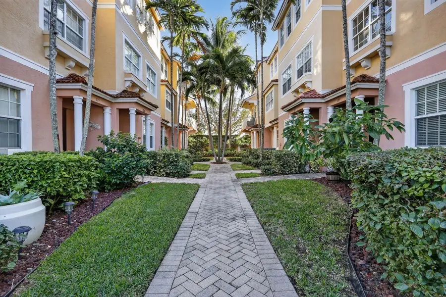 115 Harbors Way, Boynton Beach, FL 33435 - Image #2