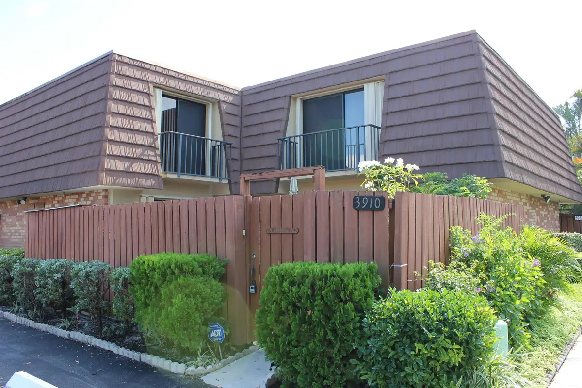 3910 Louis Drive, Lake Worth, FL 33461 - Image #1