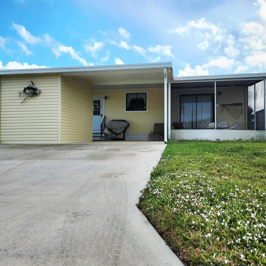 526 Hemingway Terrace #F-02, Fort Pierce, FL 34982 - Image #2