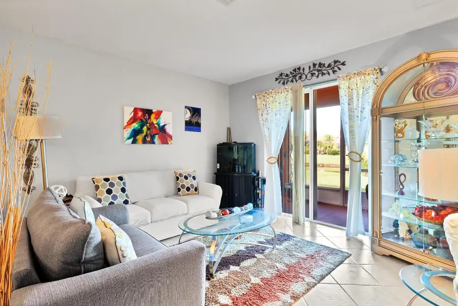 6360 Oxford Circle #101, Vero Beach, FL 32966 - Image #2