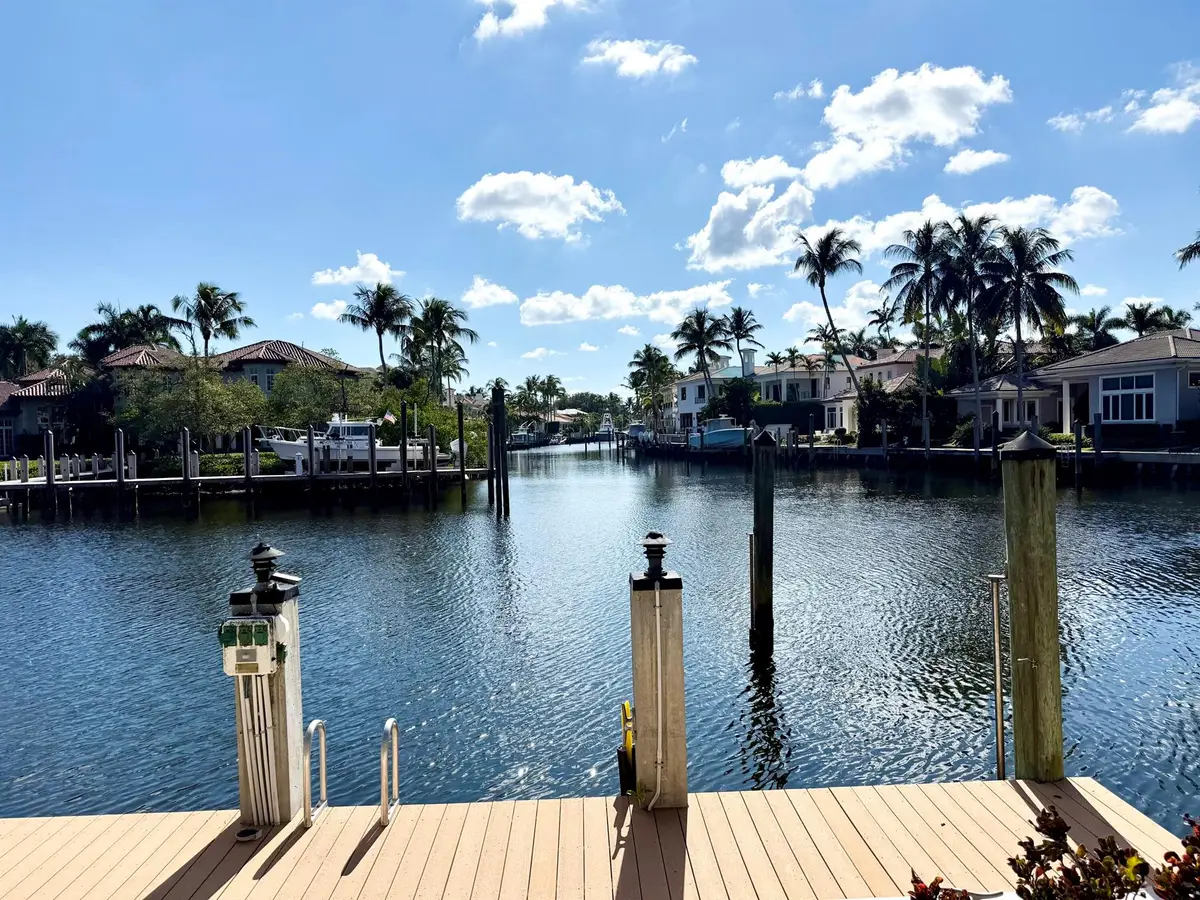 828 Harbour Isle Place, North Palm Beach, FL 33410 - Image #1