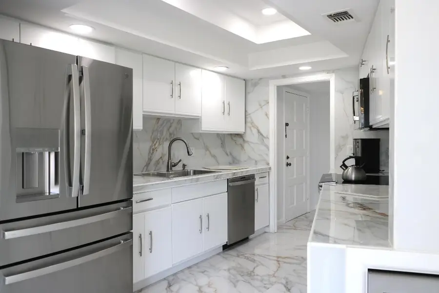 11811 Avenue Of The Pga #3-2f, Palm Beach Gardens, FL 33418 - Image #2