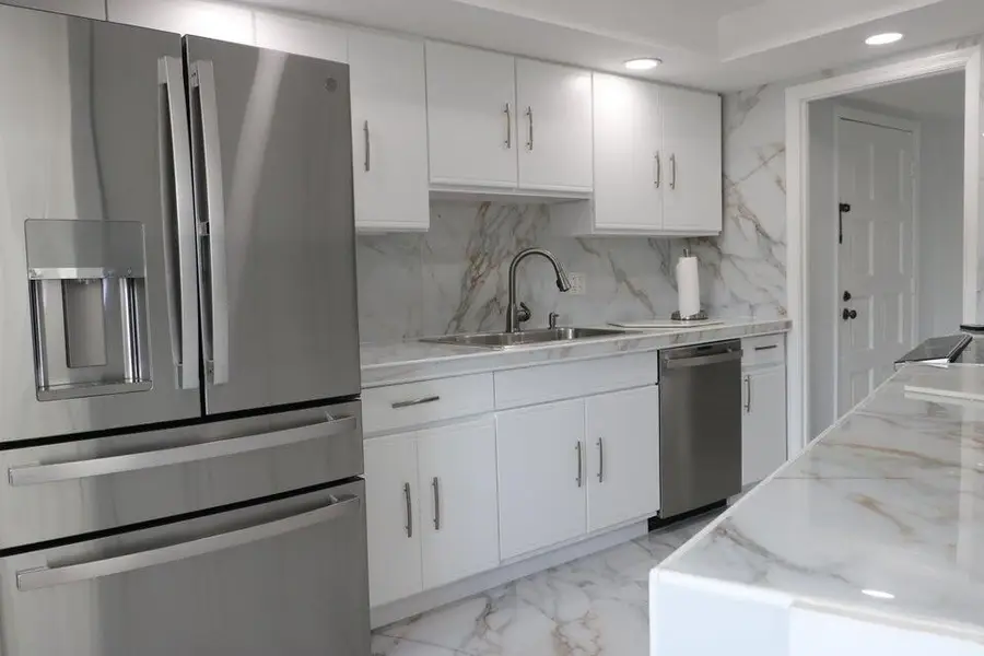 11811 Avenue Of The Pga #3-2f, Palm Beach Gardens, FL 33418 - Image #3