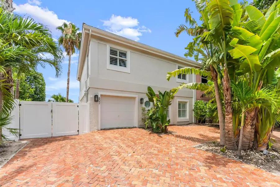 802 Andrews Avenue, Delray Beach, FL 33483 - Image #2