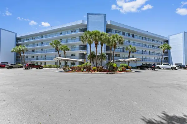 198 NW 67th Street #207, Boca Raton, FL 33487