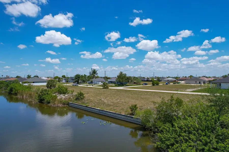 904 NW 12th Avenue, Cape Coral, FL 33993 - Image #3