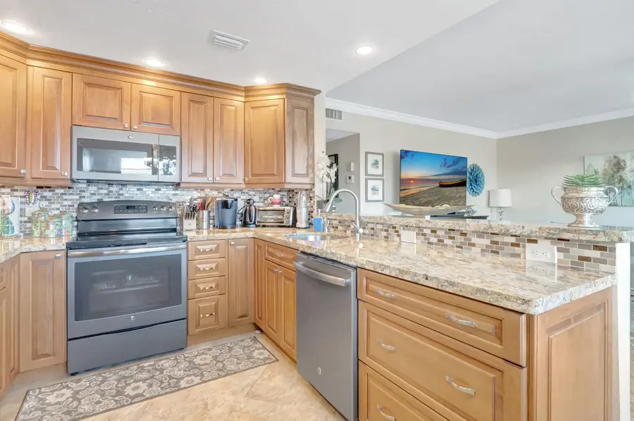 453 Richmond F #453, Deerfield Beach, FL 33442 - Image #3