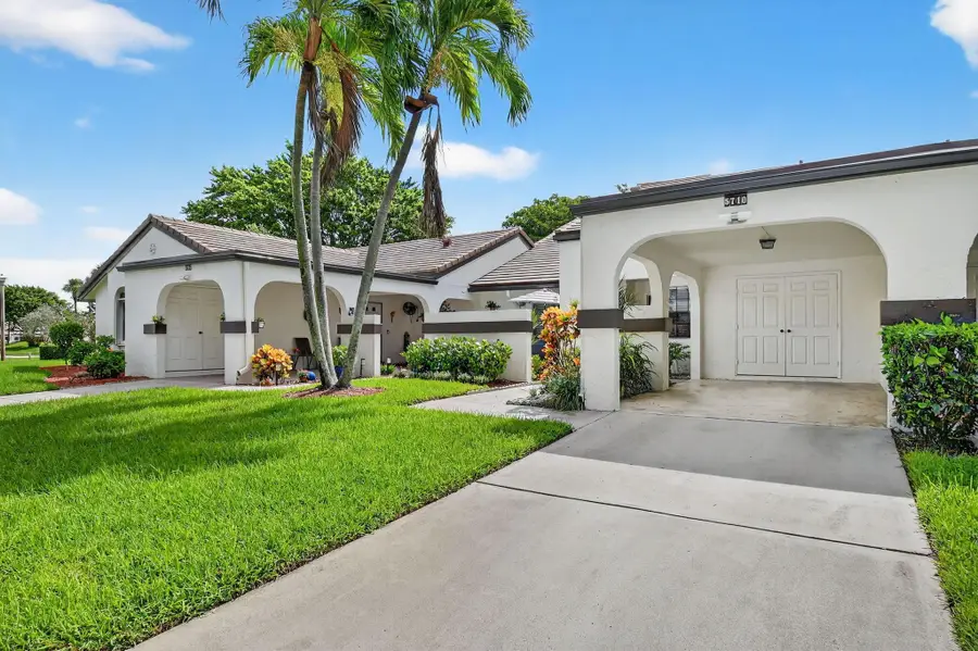 5710 Parkwalk Circle E, Boynton Beach, FL 33472 - Image #2
