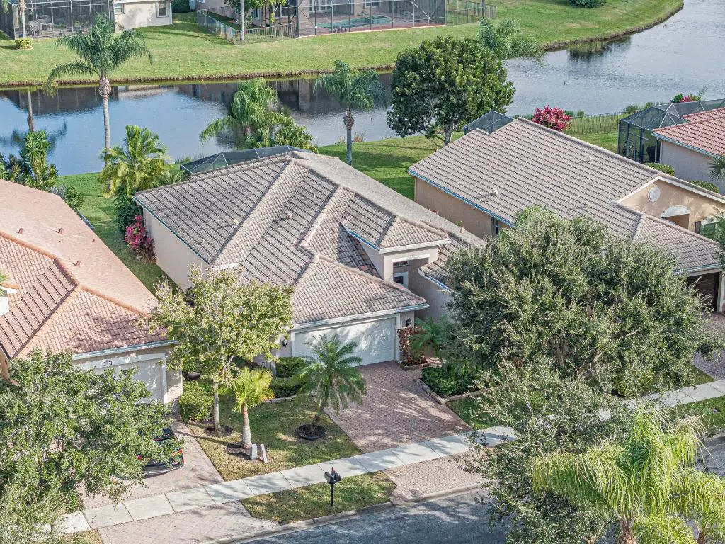 2082 Grey Falcon Circle Sw, Vero Beach, FL 32962 - Image #1