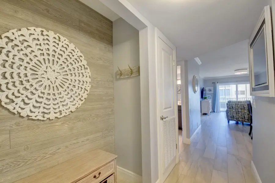 650 Snug Harbor Drive #G307, Boynton Beach, FL 33435 - #3