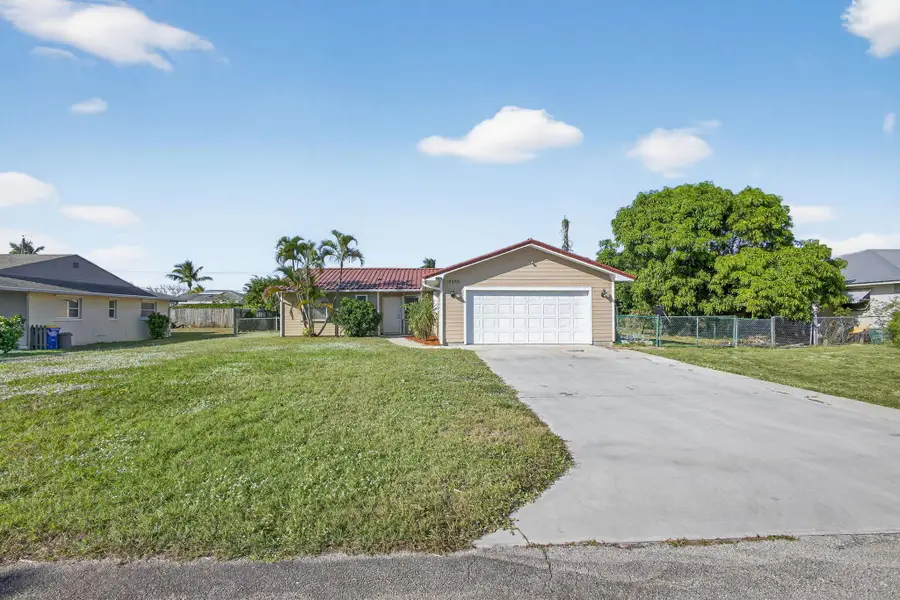 8288 SE Pine Circle, Hobe Sound, FL 33455 - Image #3