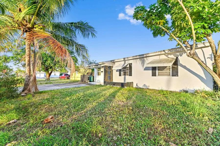 1406 S G Street, Lake Worth Beach, FL 33460 - Image #3