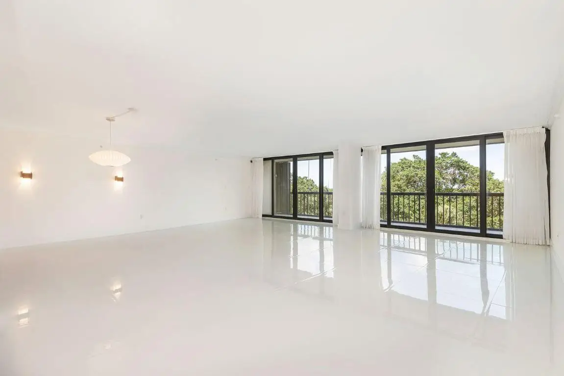 2450 Presidential Way #505, West Palm Beach, FL 33401 - Image #1