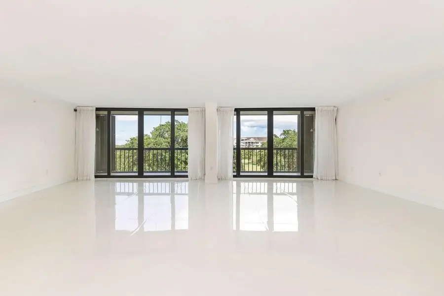 2450 Presidential Way #505, West Palm Beach, FL 33401 - Image #2