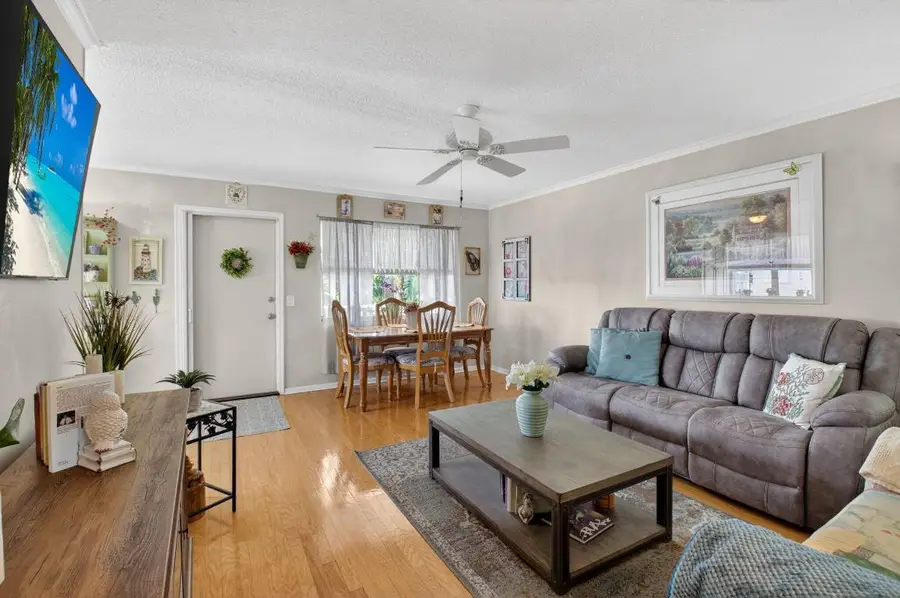 480 Horizons W #212, Boynton Beach, FL 33435 - Image #2