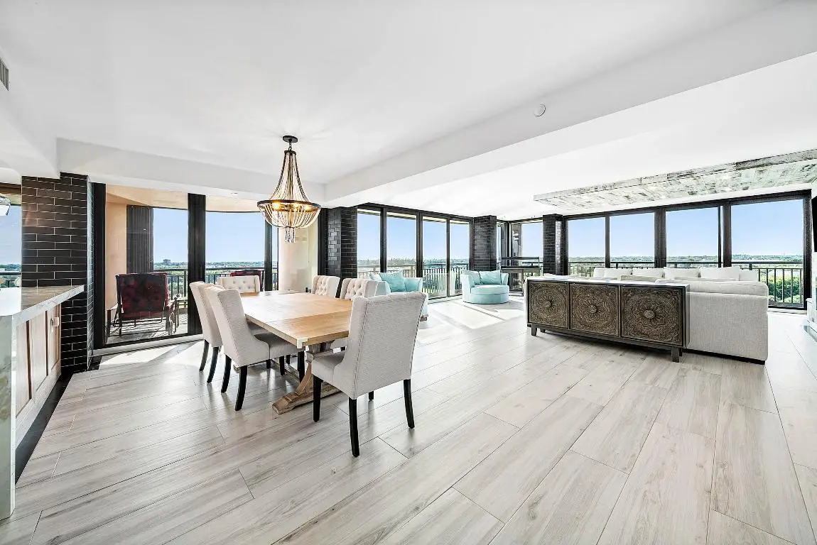 2427 Presidential Way #802, West Palm Beach, FL 33401 - Image #1