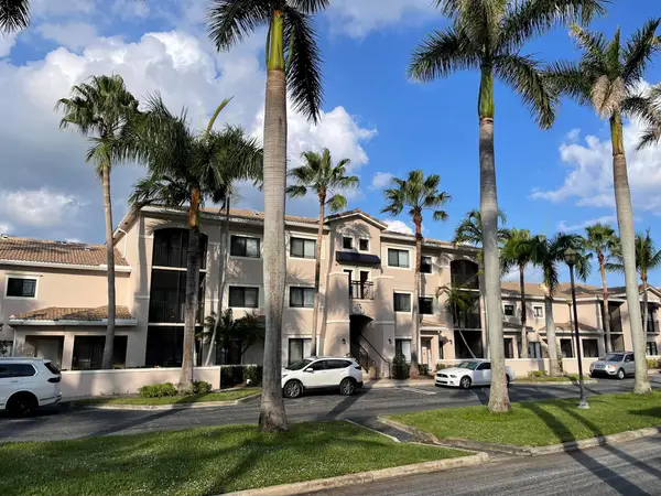 2802 Sarento Place #203, Palm Beach Gardens, FL 33410