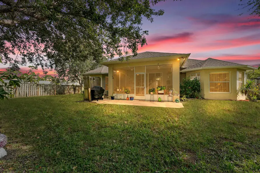 579 SE Marydale Terrace, Port Saint Lucie, FL 34983 - Image #2