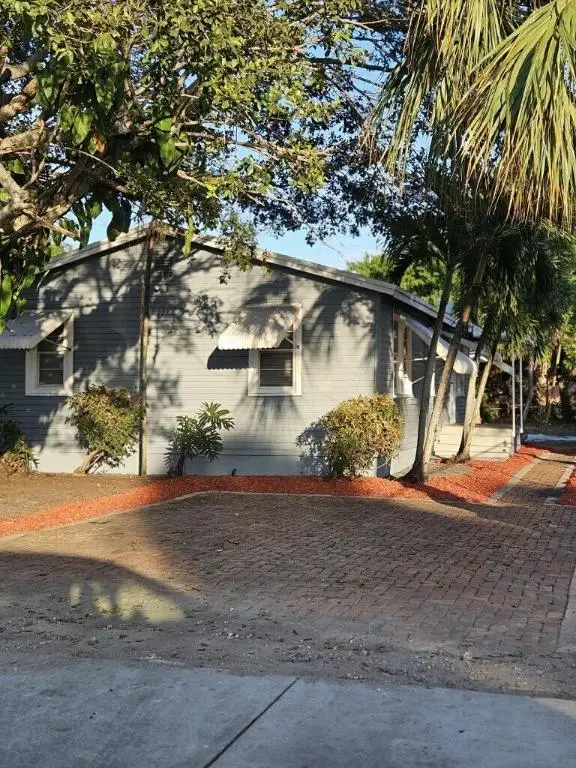 239 NW 6th Avenue, Delray Beach, FL 33444 - Image #1