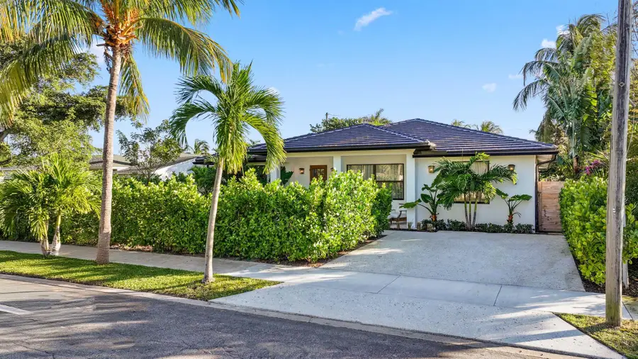 330 Laurie Road, West Palm Beach, FL 33405 - Image #2