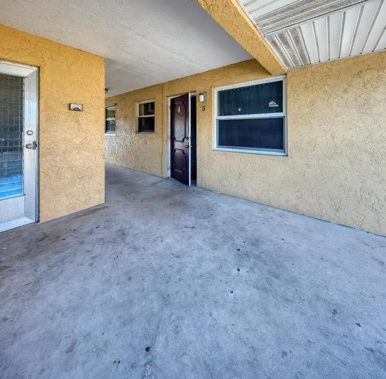927 S G Street #5, Lake Worth Beach, FL 33460 - Image #2