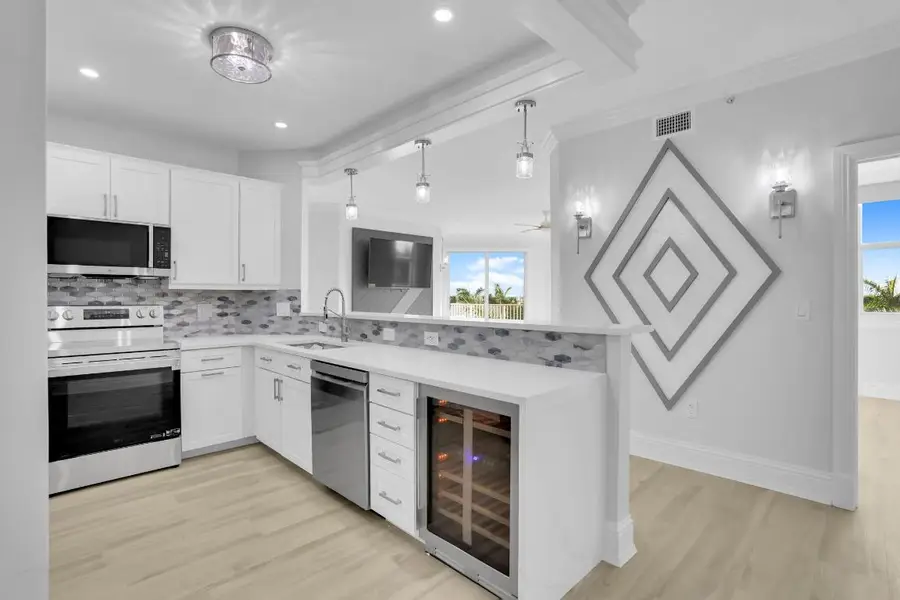 804 E Windward Way #509, Lantana, FL 33462 - Image #2