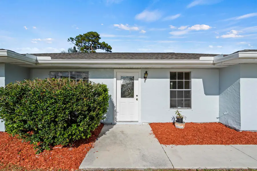 433 SE Seahouse Drive, Port Saint Lucie, FL 34983 - Image #3