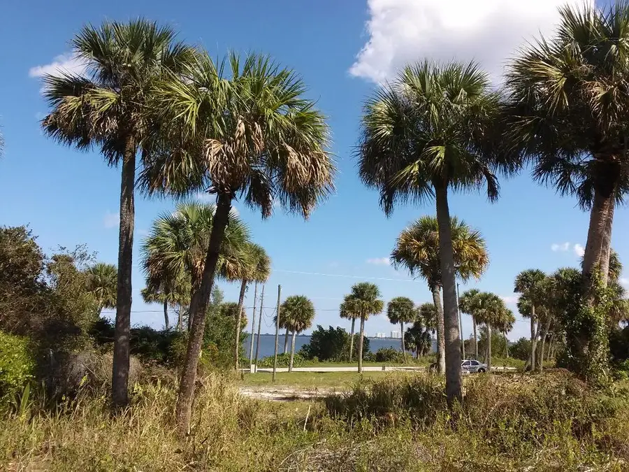 10609 S Indian River S Drive, Fort Pierce, FL 34982 - #2