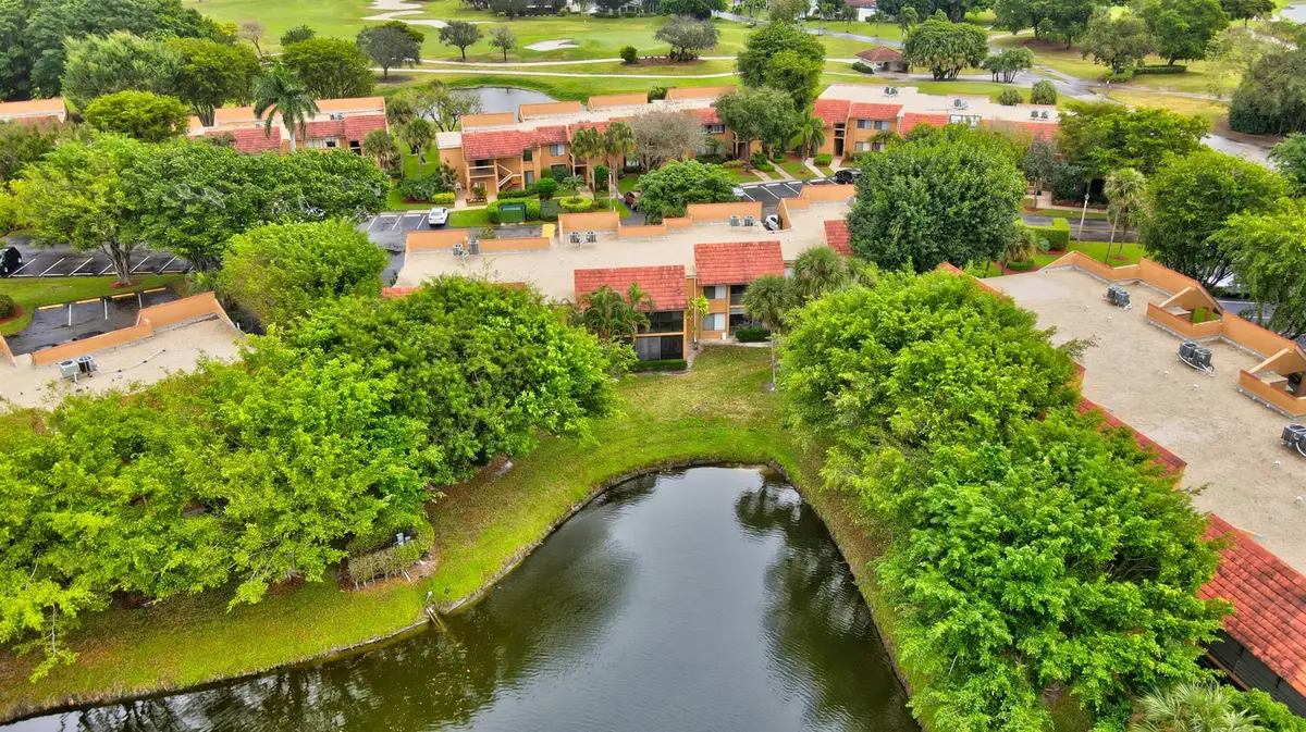 11255 Green Lake Drive #202, Boynton Beach, FL 33437 - Image #1
