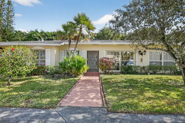13942 Via Flora #B, Delray Beach, FL 33484