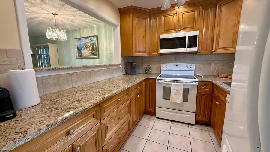 705 Lori Drive #309, Palm Springs, FL 33461 - Image #2