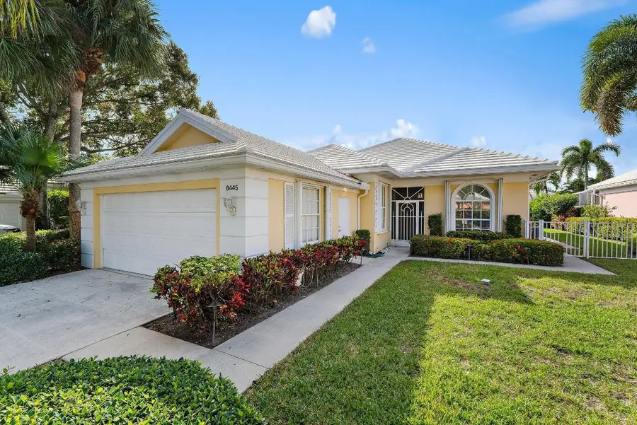 8445 E Garden Oaks Circle, Palm Beach Gardens, FL 33410 - Image #3