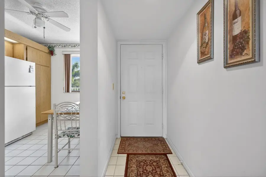 2581 Village Boulevard #401, West Palm Beach, FL 33409 - Image #3
