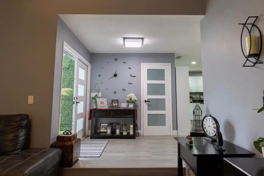 23287 SW 60th Avenue, Boca Raton, FL 33428 - Image #3