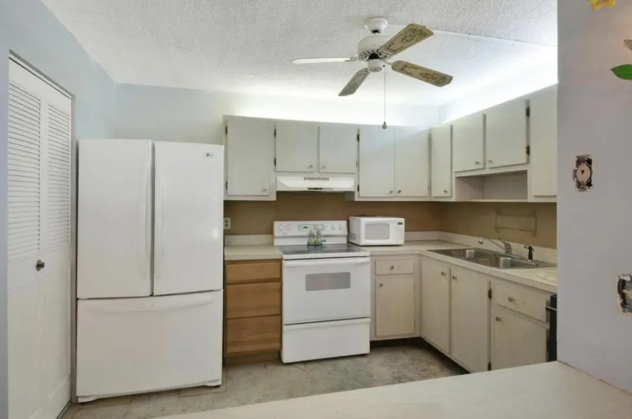 3527 La Palmas Court #A-1, Greenacres, FL 33463 - Image #3