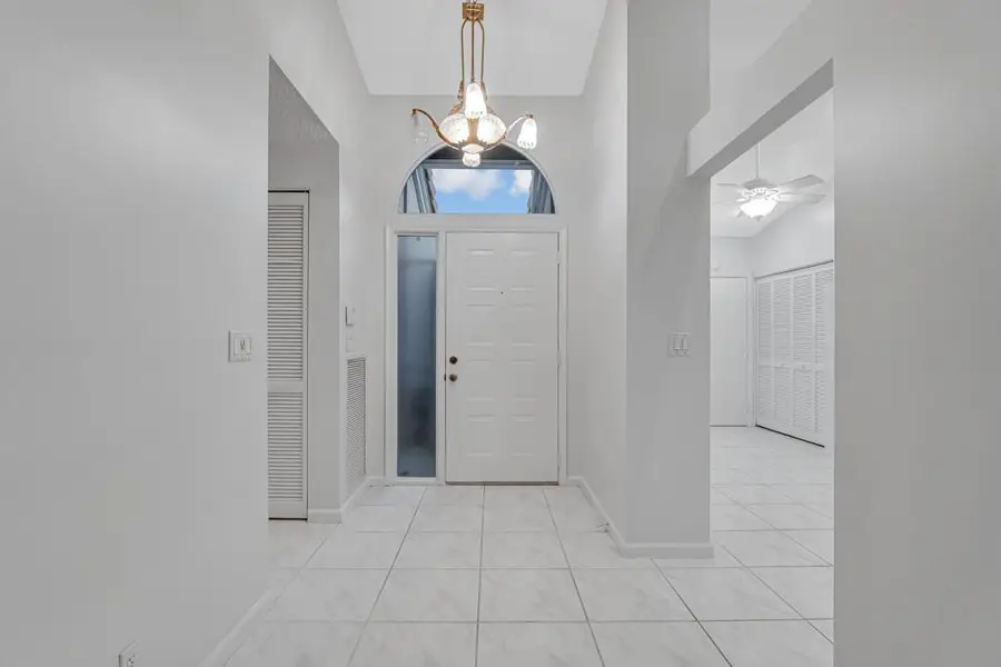 7043 Summer Tree Drive, Boynton Beach, FL 33437 - Image #3