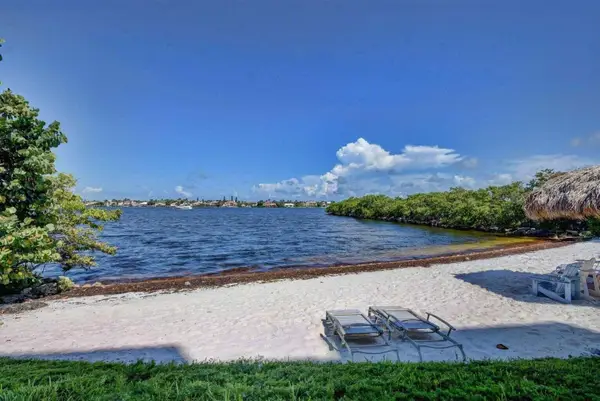 900 Scotia Drive #105, Hypoluxo, FL 33462