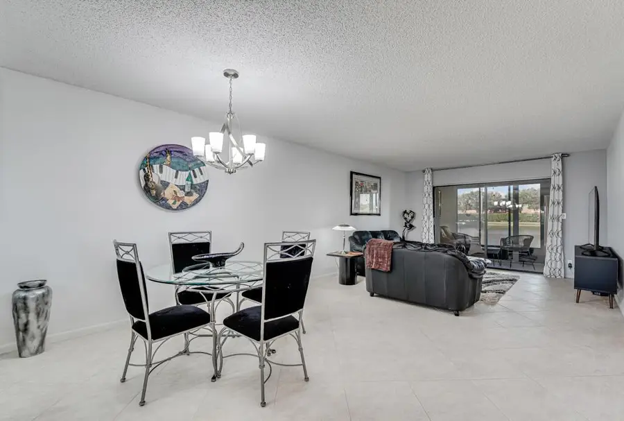 15301 Pembridge Avenue #49, Delray Beach, FL 33484 - Image #3