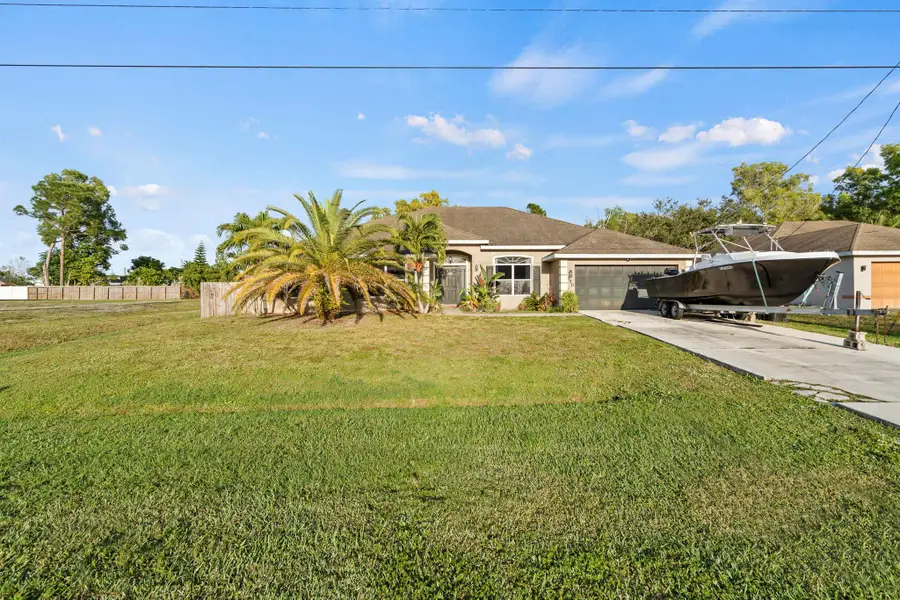 370 SW Tulip Boulevard, Port Saint Lucie, FL 34953 - Image #3