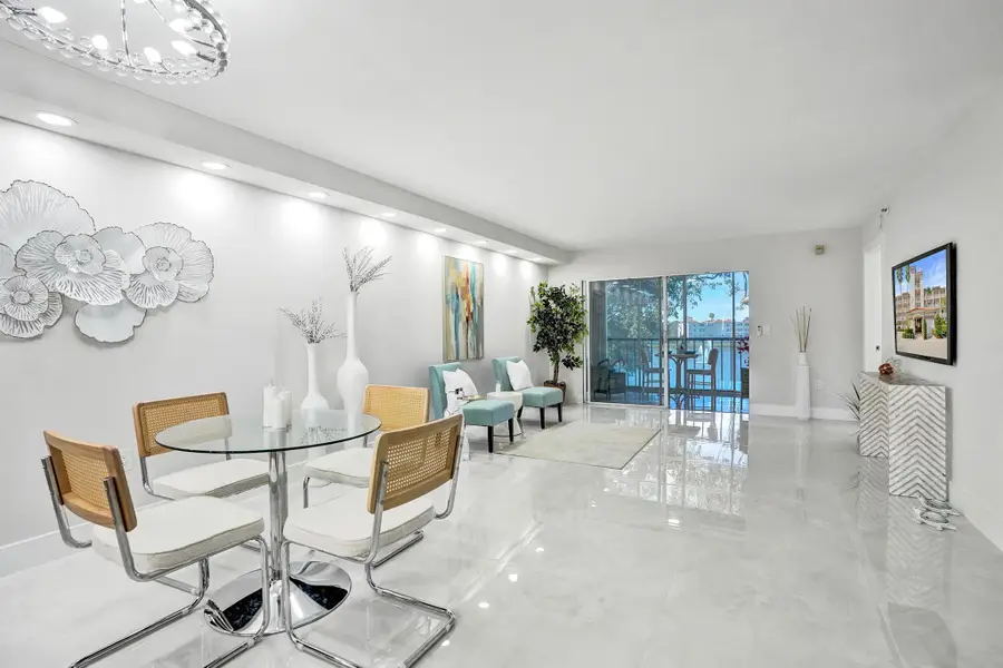 14111 Royal Vista Drive #305, Delray Beach, FL 33484 - Image #2