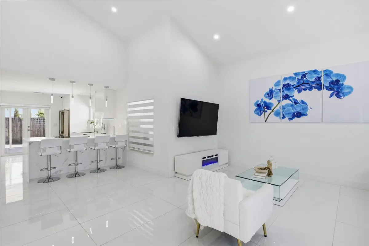 18930 NW 63rd Ct Court, Hialeah, FL 33015 - Image #1