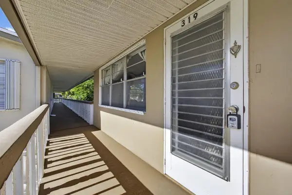 319 Windsor N, West Palm Beach, FL 33417