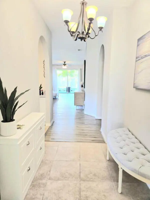 9658 SW Lindale Trace Boulevard, Port Saint Lucie, FL 34987 - Image #2