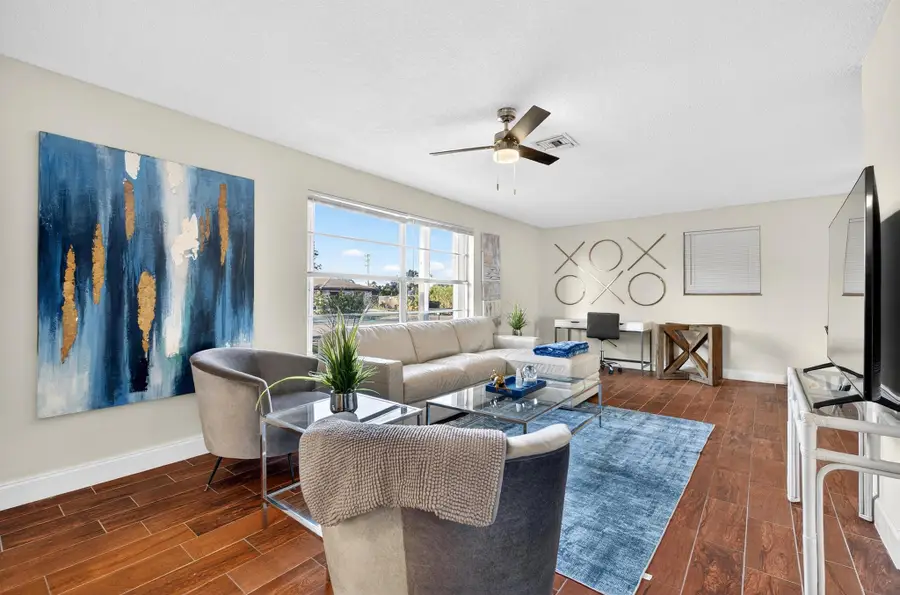 584 SE Greenway Terrace, Port Saint Lucie, FL 34983 - Image #3